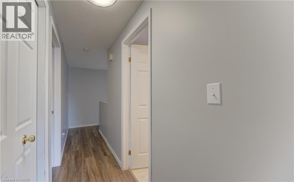 39 Chantilly Street, Kitchener, Ontario  N2R 1V7 - Photo 28 - 40847964