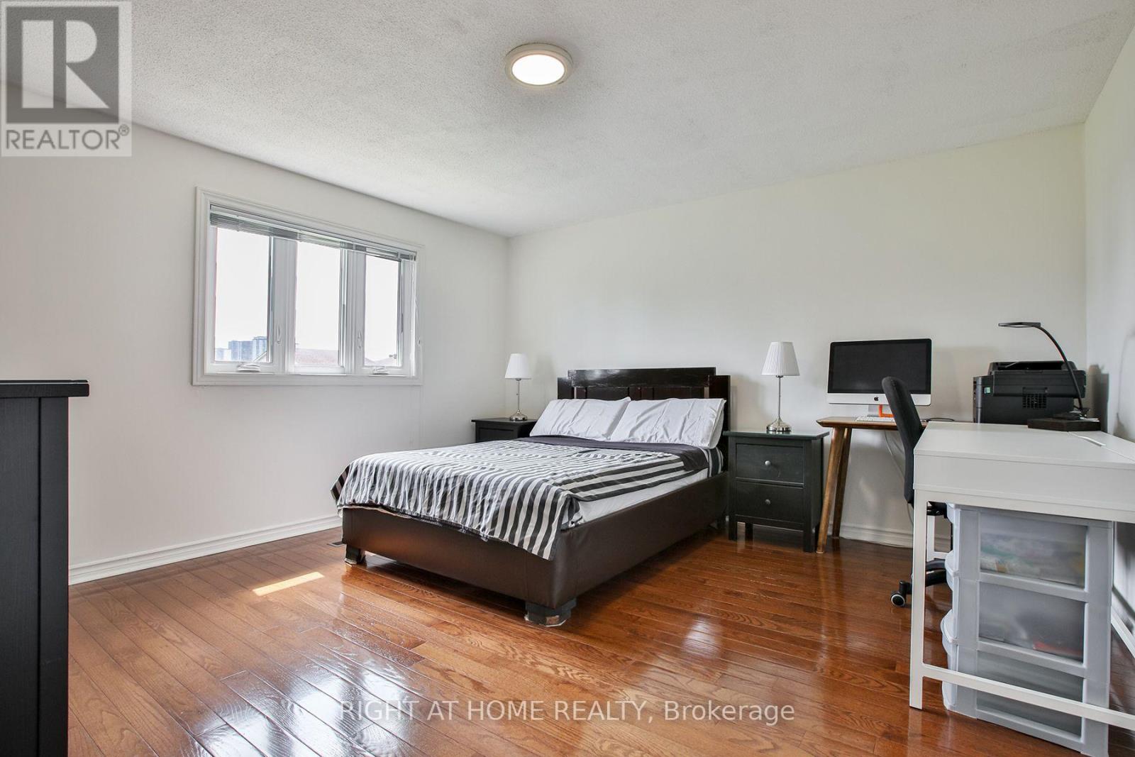 56 Cathy Jean Crescent, Toronto, Ontario  M9V 4T3 - Photo 17 - W13562698
