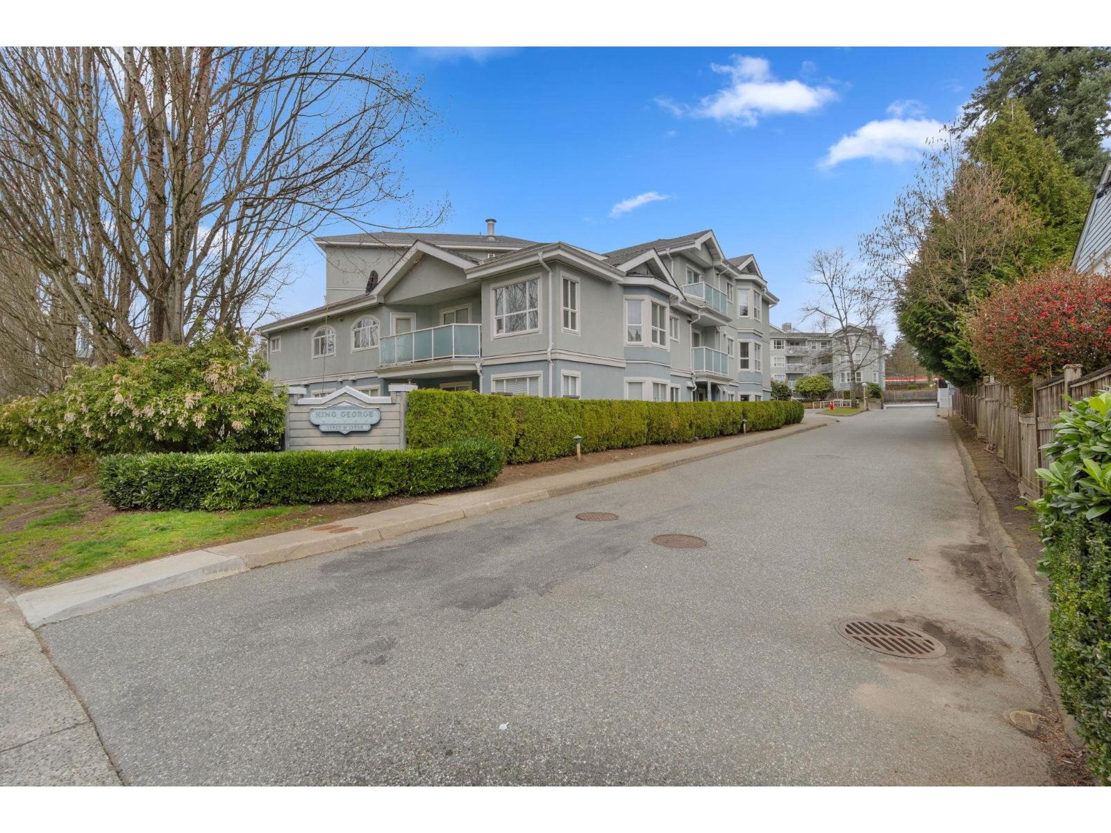 405 13955 Laurel Drive, Surrey, British Columbia  V3T 1A8 - Photo 3 - R3145743