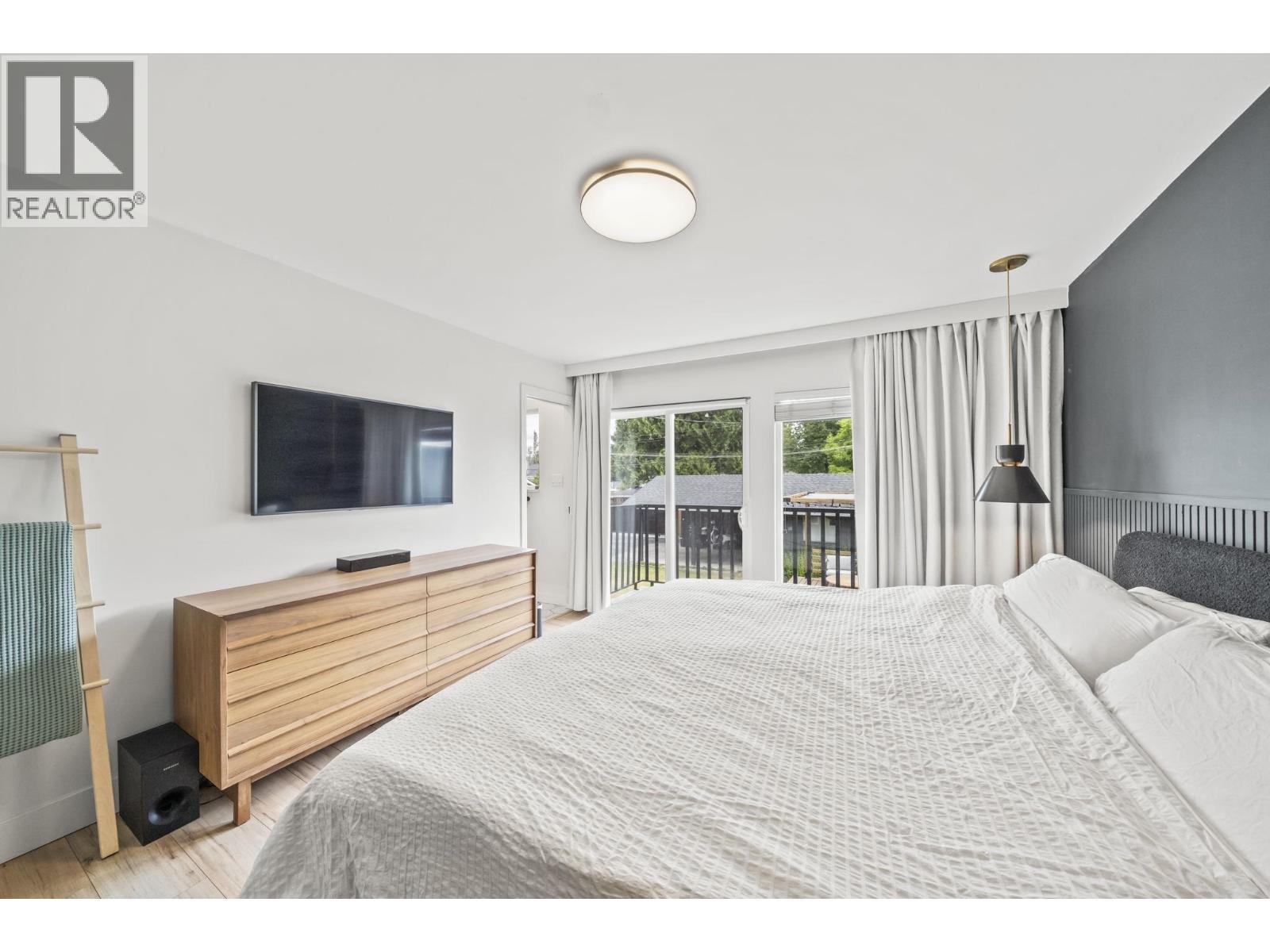 7658 Cumberland Street, Burnaby, British Columbia  V3N 3X8 - Photo 13 - R3146093