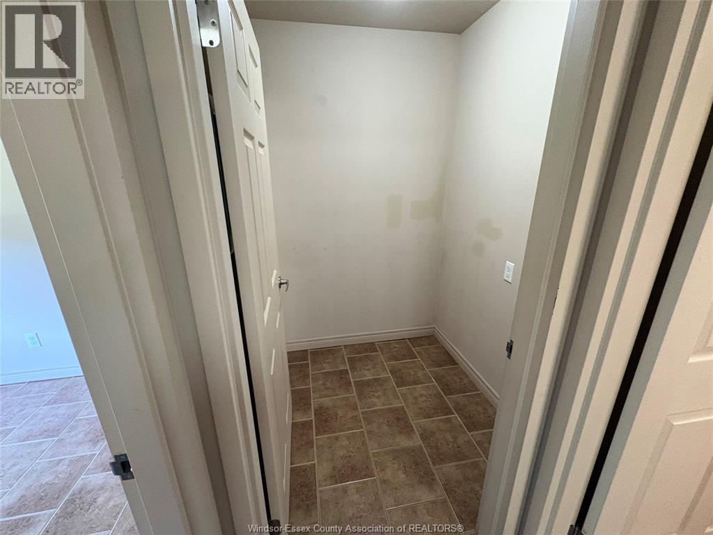 440 Simcoe Unit# 15, Amherstburg, Ontario  N9V 1N3 - Photo 11 - 26016941