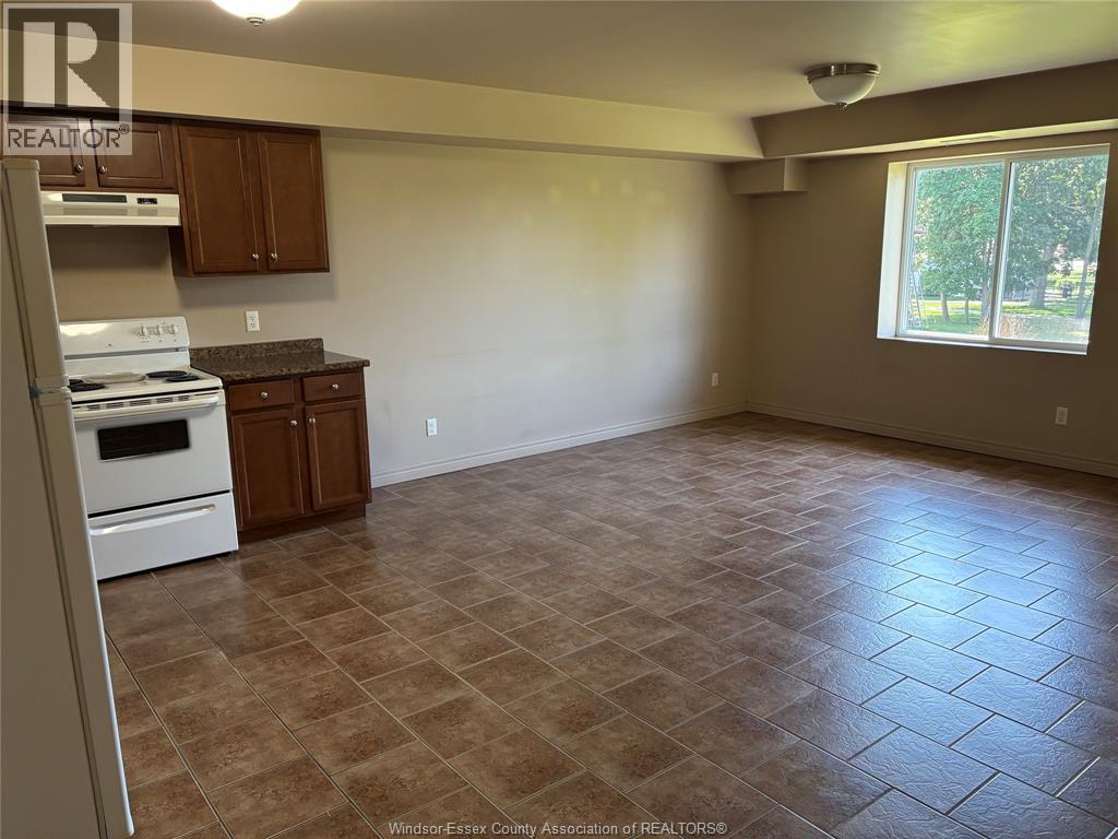 440 Simcoe Unit# 15, Amherstburg, Ontario  N9V 1N3 - Photo 4 - 26016941