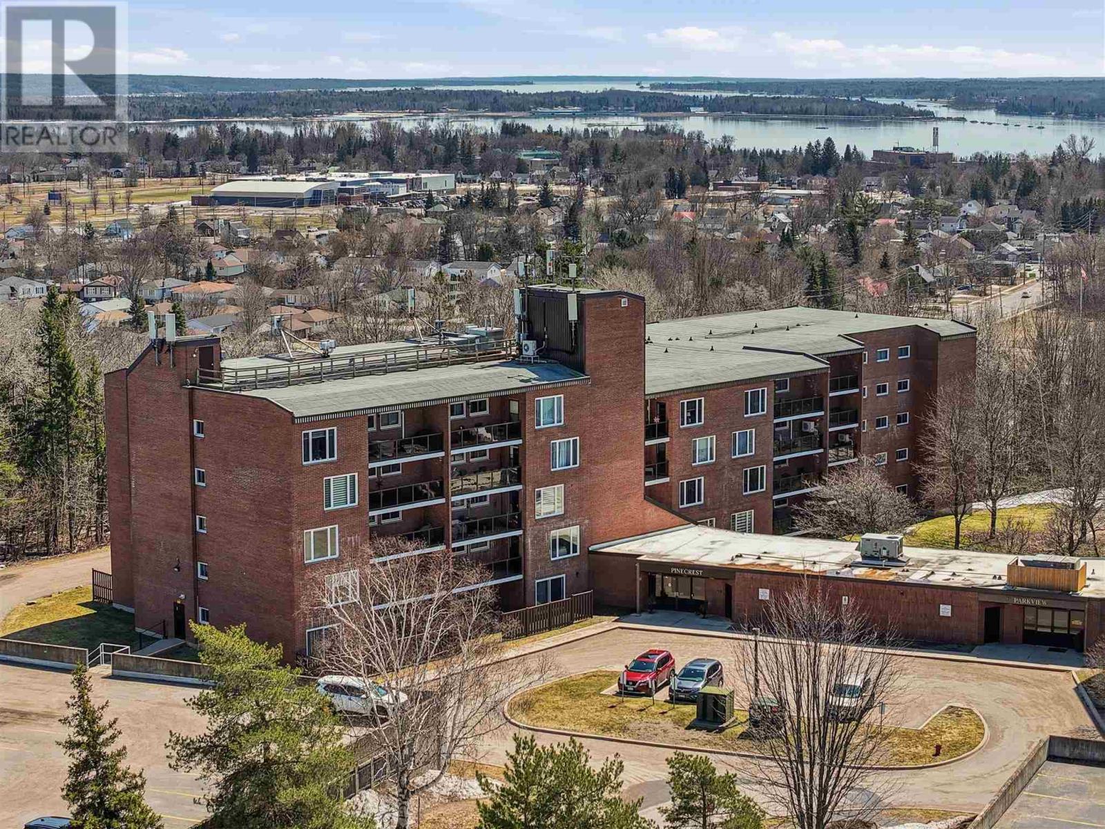 313 MacDonald AVE # 301, Sault Ste. Marie, Ontario
