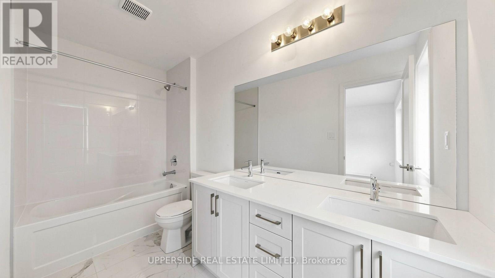 241 Village Gate Drive, Wasaga Beach, Ontario  L9Z 0J7 - Photo 24 - S13542558