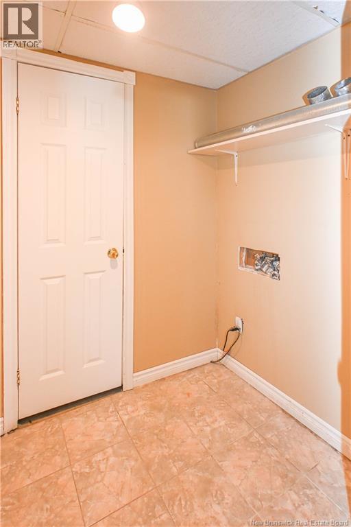 63 Parisé Street, Caraquet, New Brunswick  E1W 1B6 - Photo 35 - NB134399