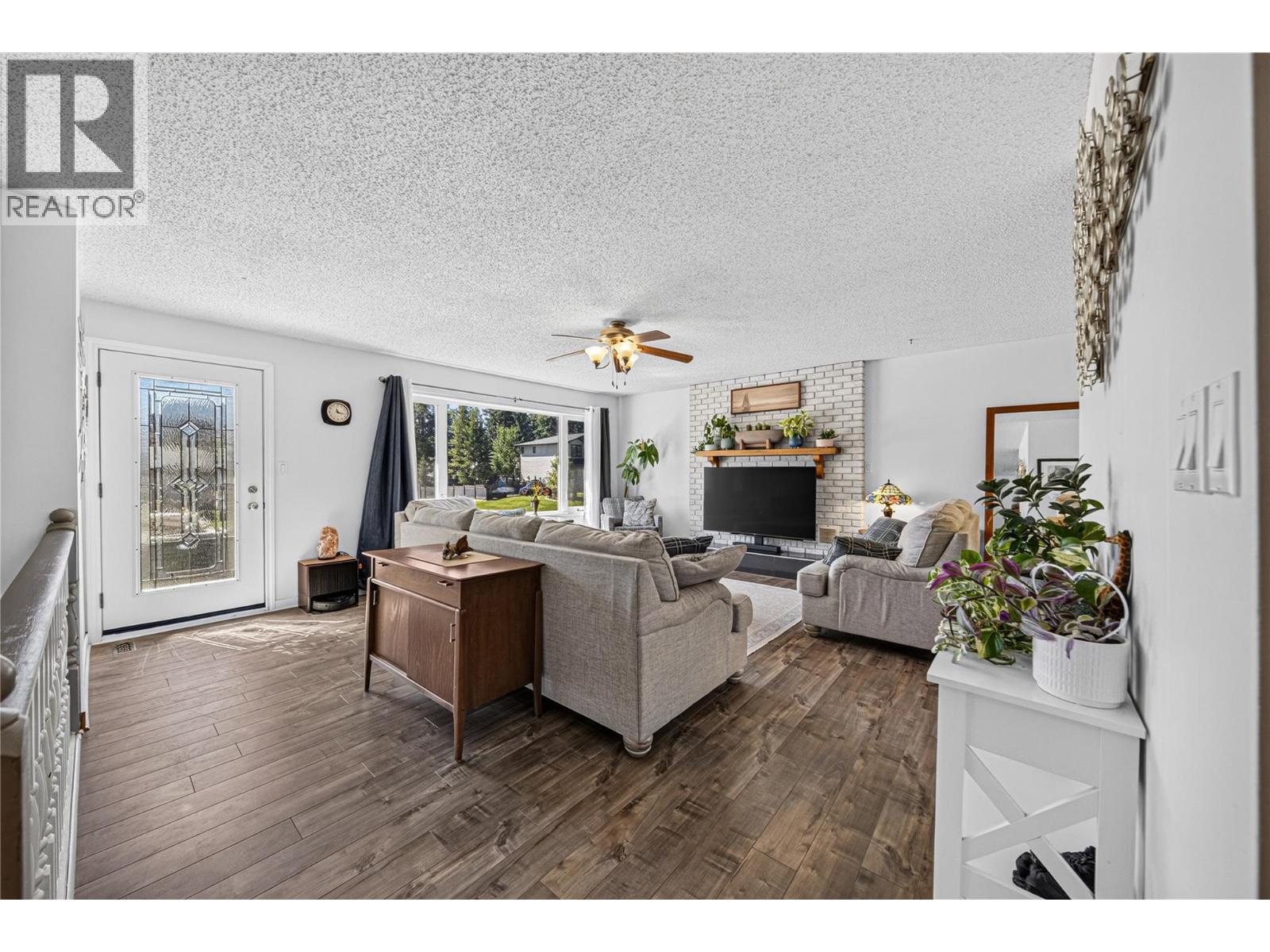 1386 Cypress Drive, Sparwood, British Columbia  V0B 2G2 - Photo 9 - 10394610