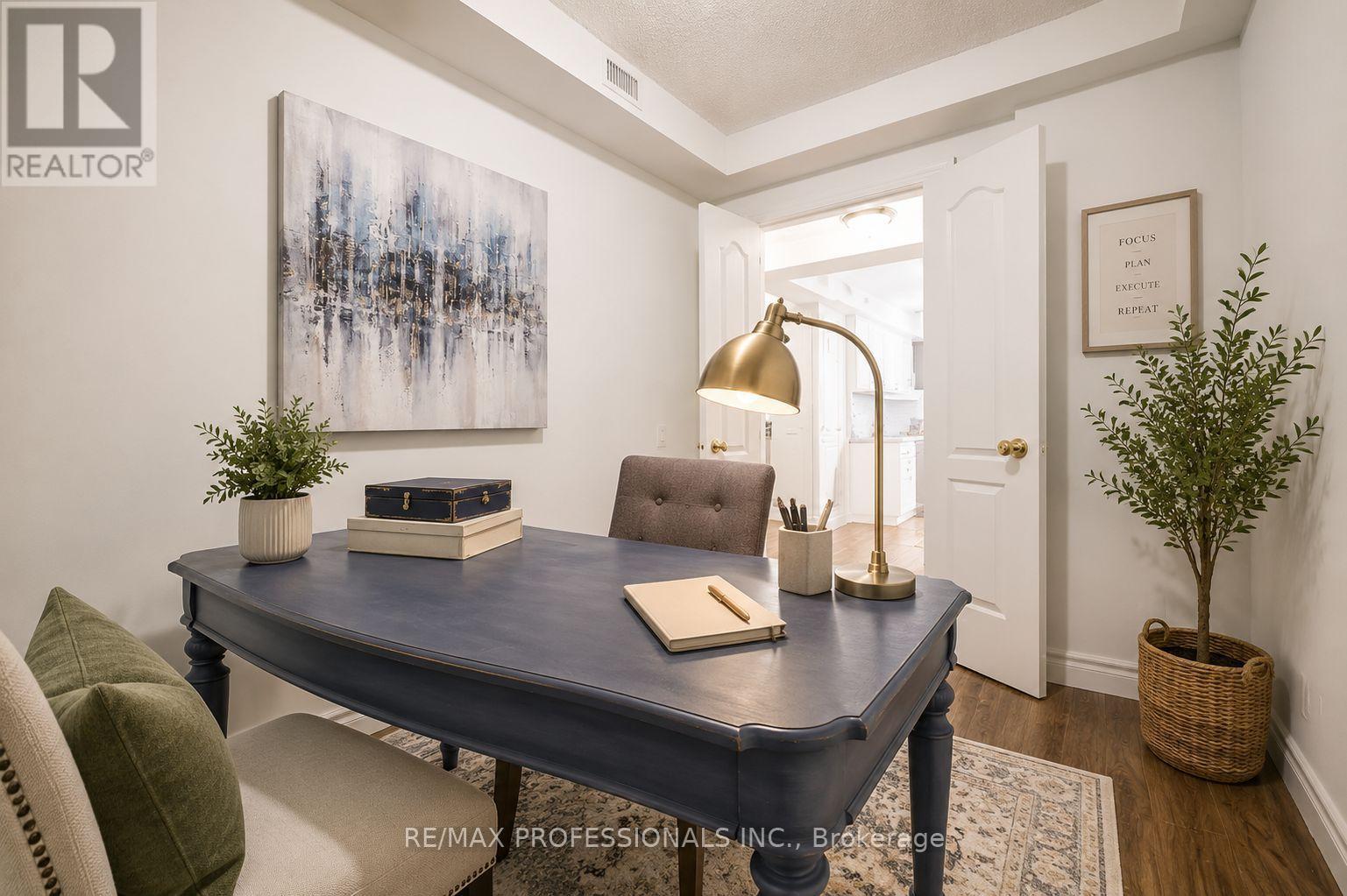 305 - 18 William Carson Crescent, Toronto, Ontario  M2P 2G6 - Photo 9 - C13562298