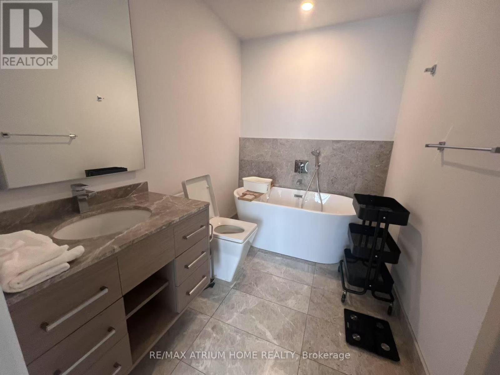 3606 - 488 University Avenue, Toronto, Ontario M5G 1V2 - Photo 8 - C13562798