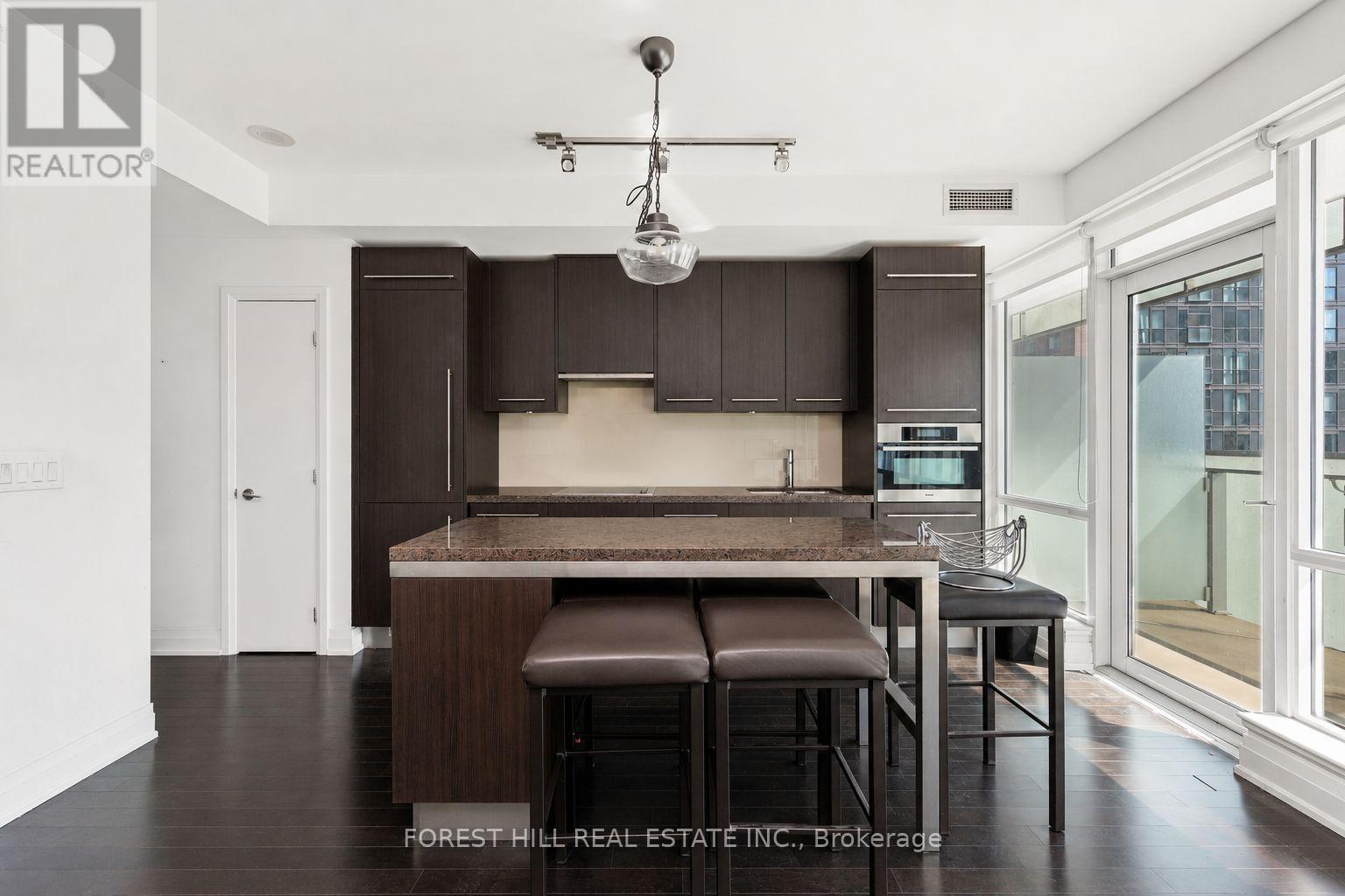 1410 - 80 John Street, Toronto, Ontario M5V 3X4 - Photo 5 - C13562924