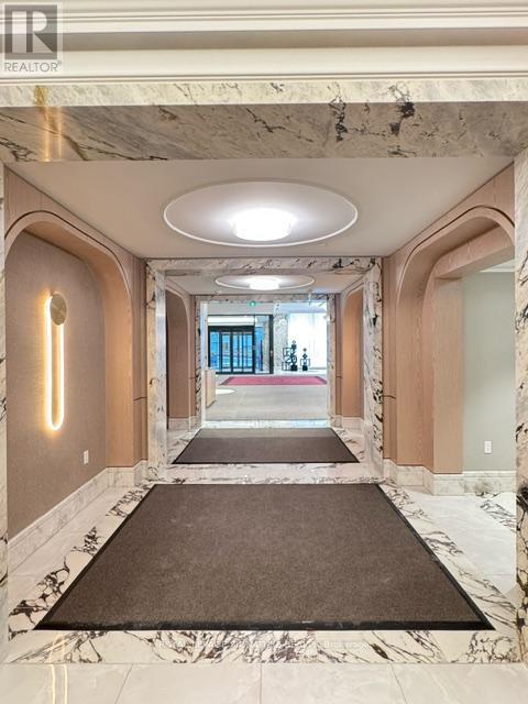 1404 - 10 Inn On The Park Drive, Toronto, Ontario  M3C 0P9 - Photo 6 - C13562932