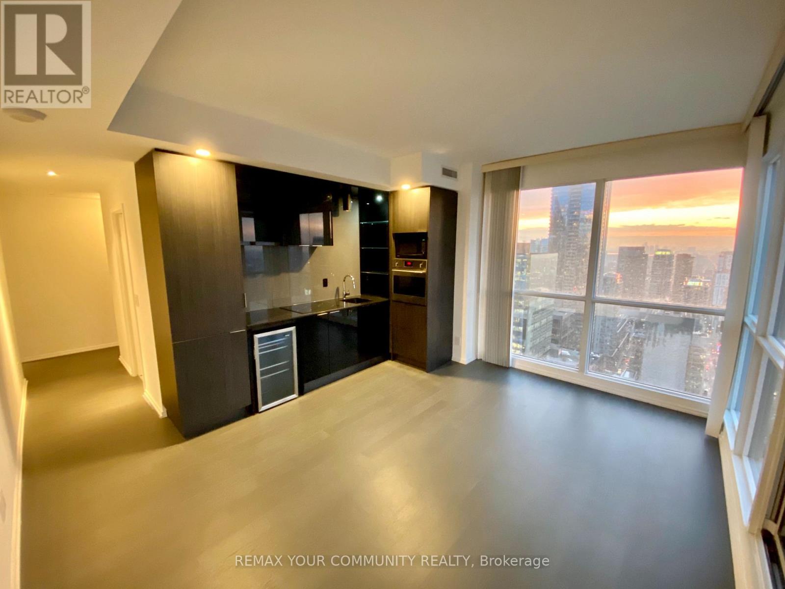 4715 - 70 Temperance Street, Toronto, Ontario  M5H 4E8 - Photo 2 - C13563000