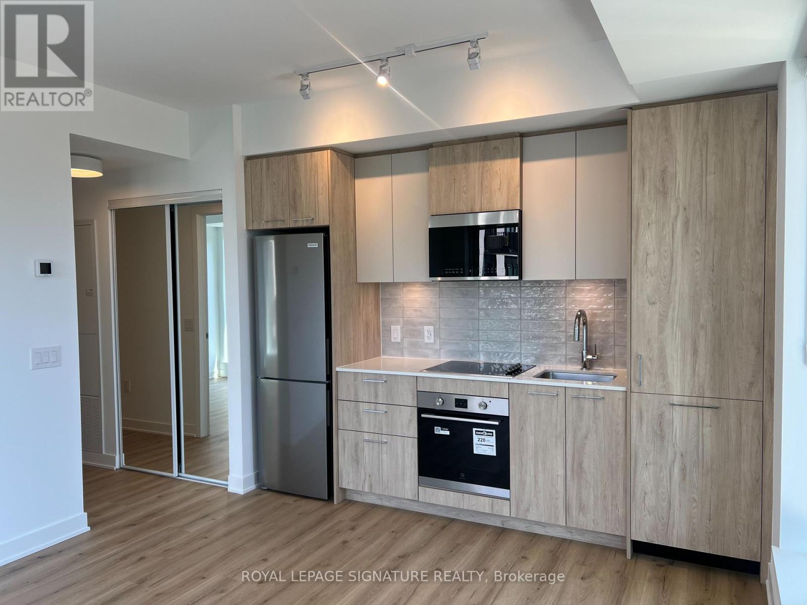 931 - 30 DREAMERS WAY, Toronto (Regent Park)