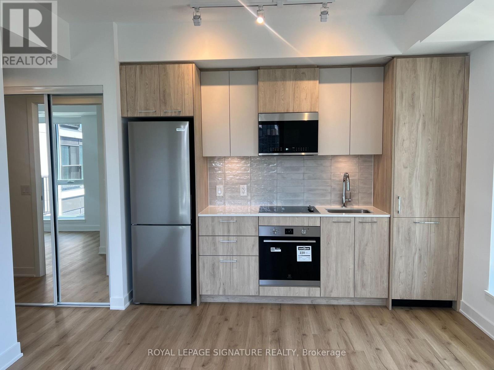 931 - 30 Dreamers Way, Toronto, Ontario  M5A 0Y7 - Photo 10 - C13563010