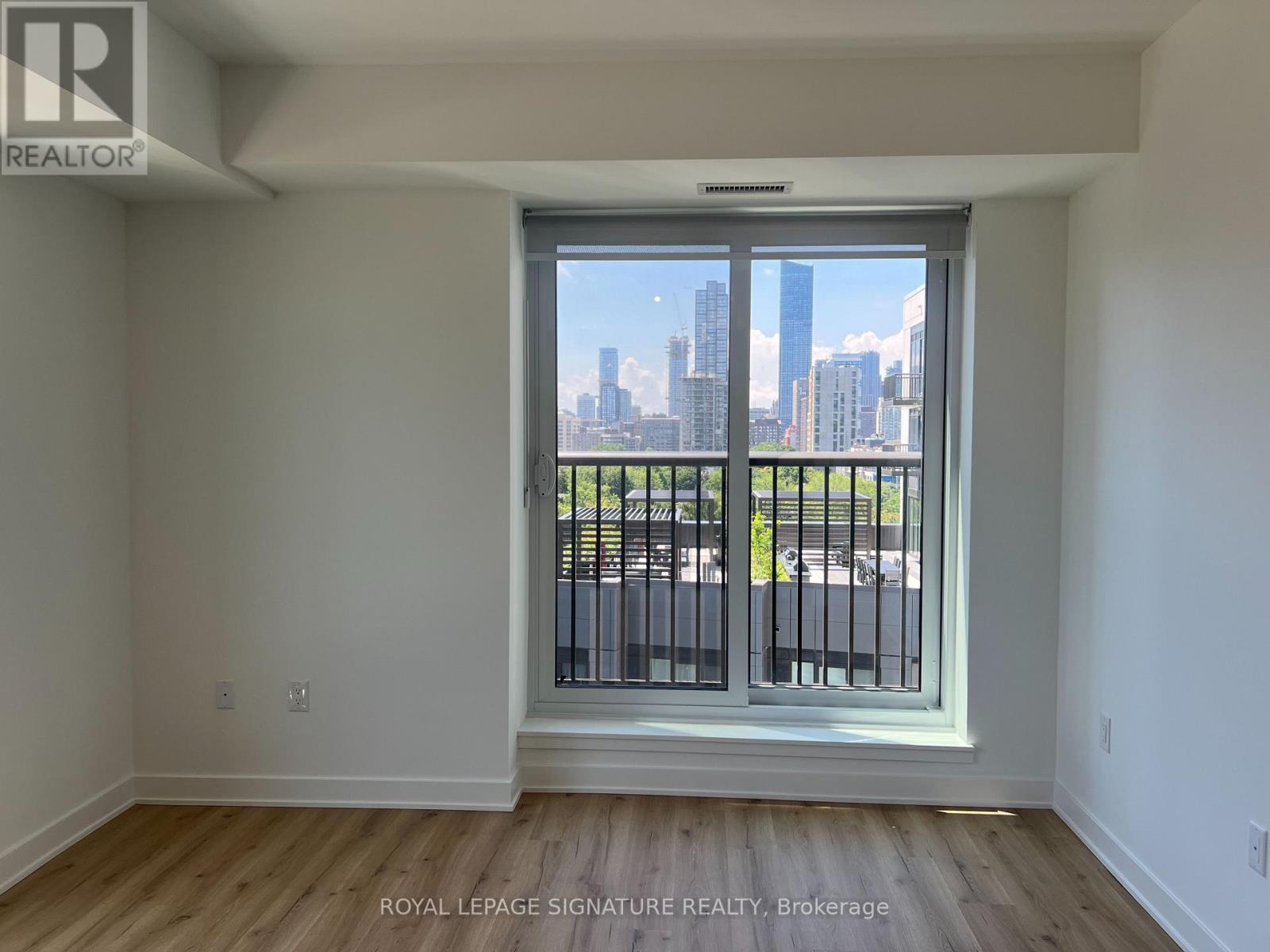 931 - 30 DREAMERS WAY