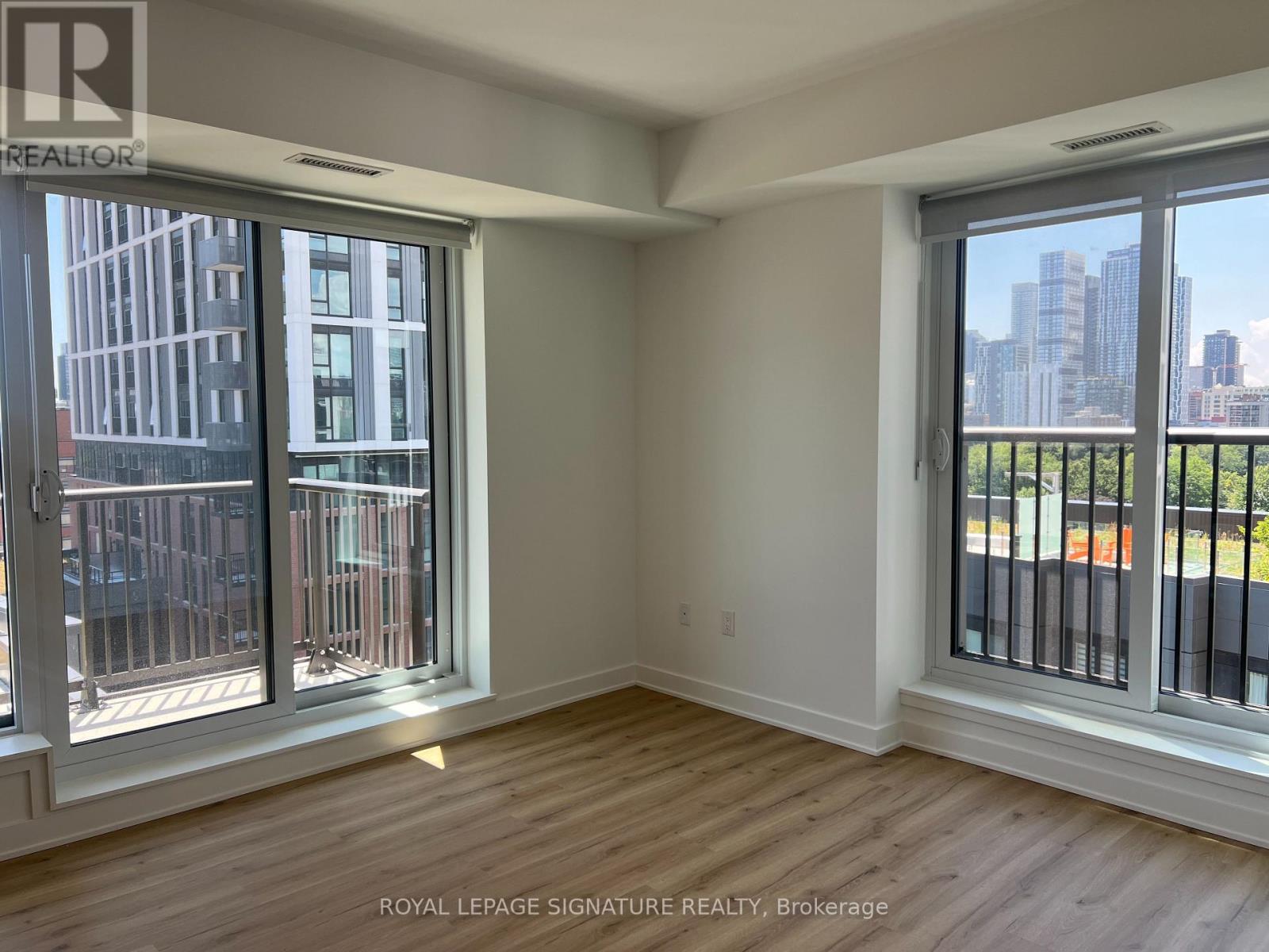 931 - 30 Dreamers Way, Toronto, Ontario  M5A 0Y7 - Photo 3 - C13563010
