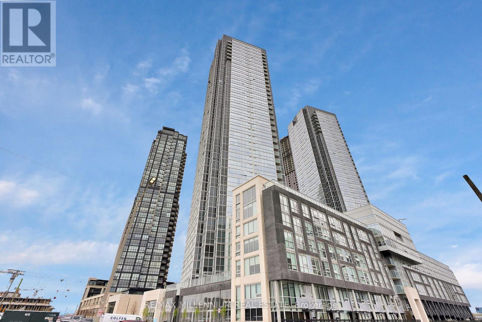 219 - 2908 HIGHWAY 7, Vaughan (Concord)