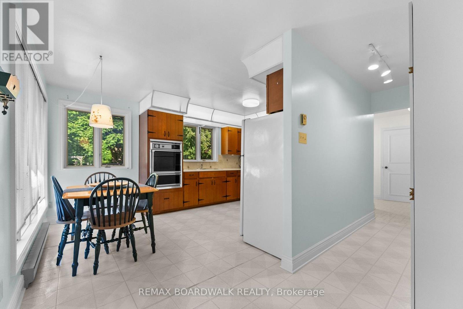 3572 Woodroffe Avenue, Ottawa, Ontario  K2J 4G7 - Photo 11 - X13562870