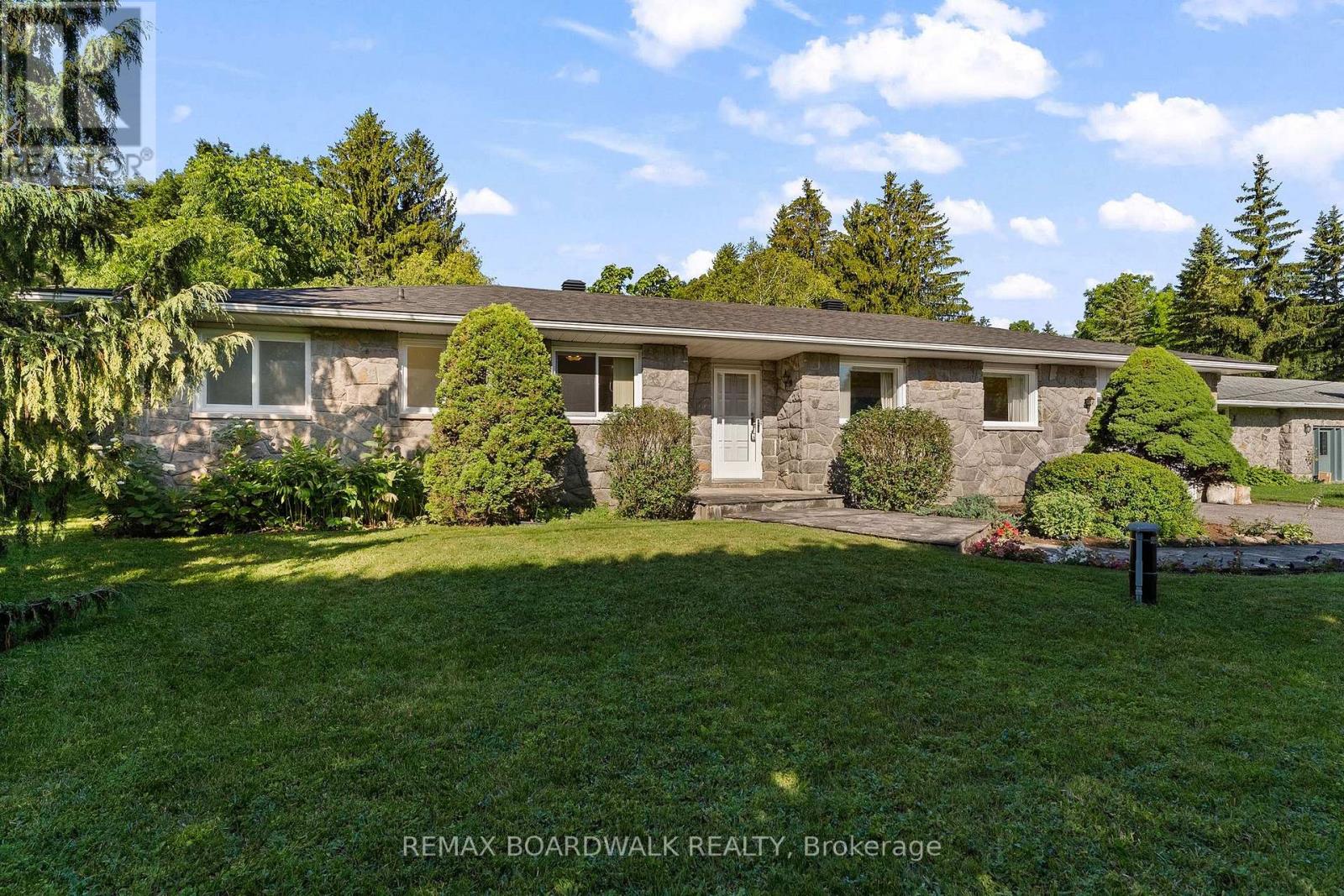 3572 Woodroffe Avenue, Ottawa, Ontario  K2J 4G7 - Photo 2 - X13562870