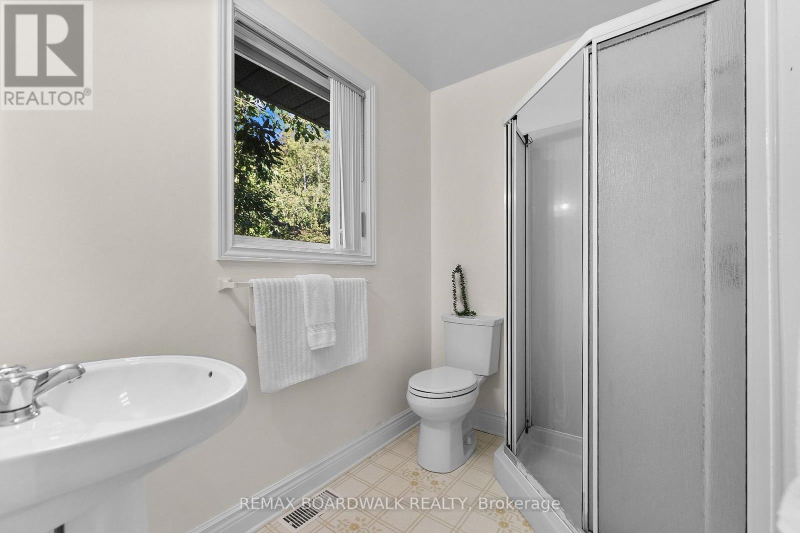 3572 Woodroffe Avenue, Ottawa, Ontario  K2J 4G7 - Photo 21 - X13562870