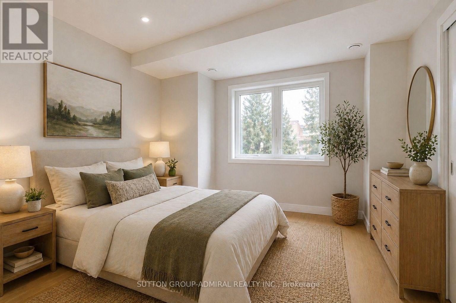 109 Fermanagh Avenue, Toronto, Ontario  M6R 1M1 - Photo 3 - W13562774