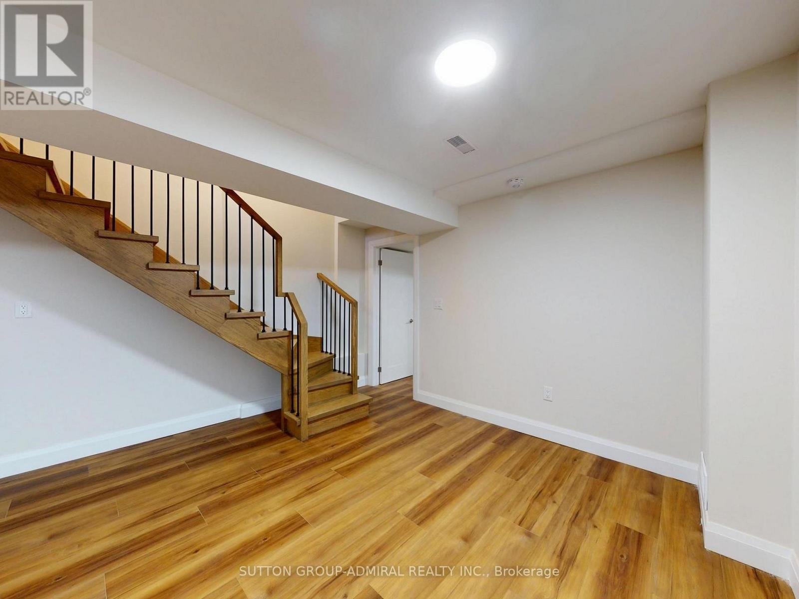 109 Fermanagh Avenue, Toronto, Ontario  M6R 1M1 - Photo 30 - W13562774