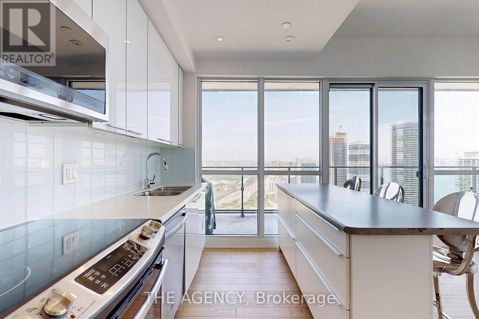 Lph09 - 10 Park Lawn Road, Toronto, Ontario  M8Y 3H8 - Photo 11 - W13562986