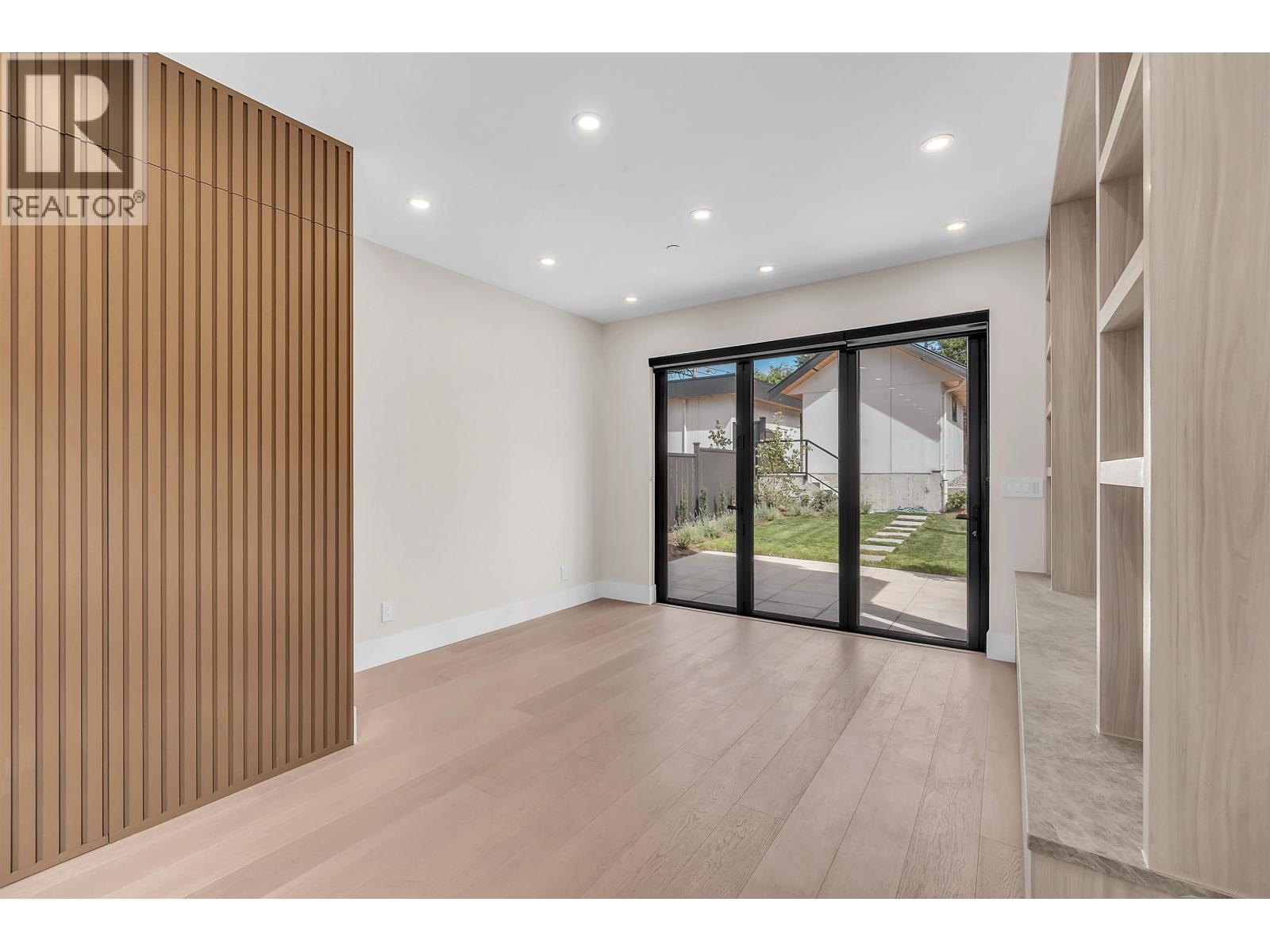 504 E 5th Street, North Vancouver, British Columbia  V7L 1M4 - Photo 16 - R3146088