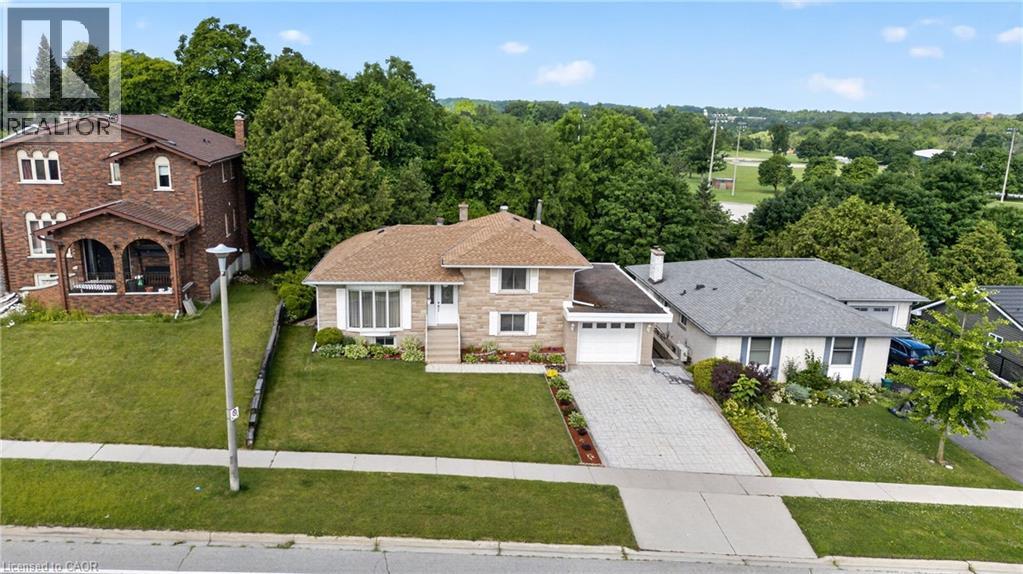 252 Christopher Drive, Cambridge, Ontario N1R 4S4 - Photo 4 - 40845292
