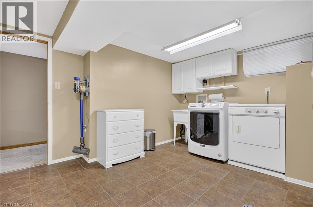 252 Christopher Drive, Cambridge, Ontario N1R 4S4 - Photo 34 - 40845292