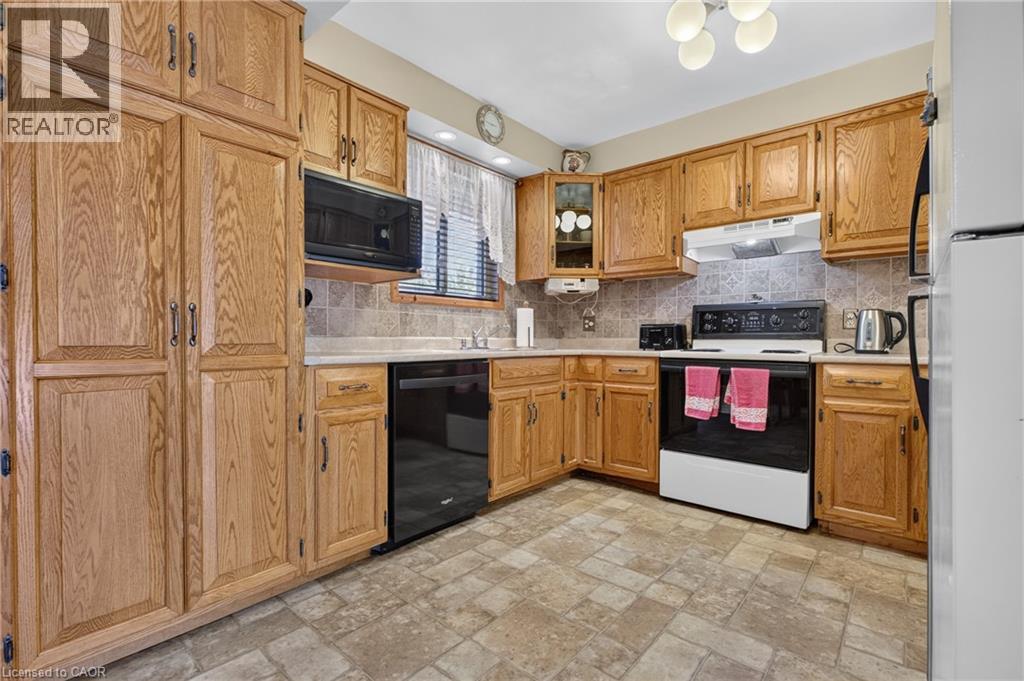 252 Christopher Drive, Cambridge, Ontario N1R 4S4 - Photo 20 - 40845292