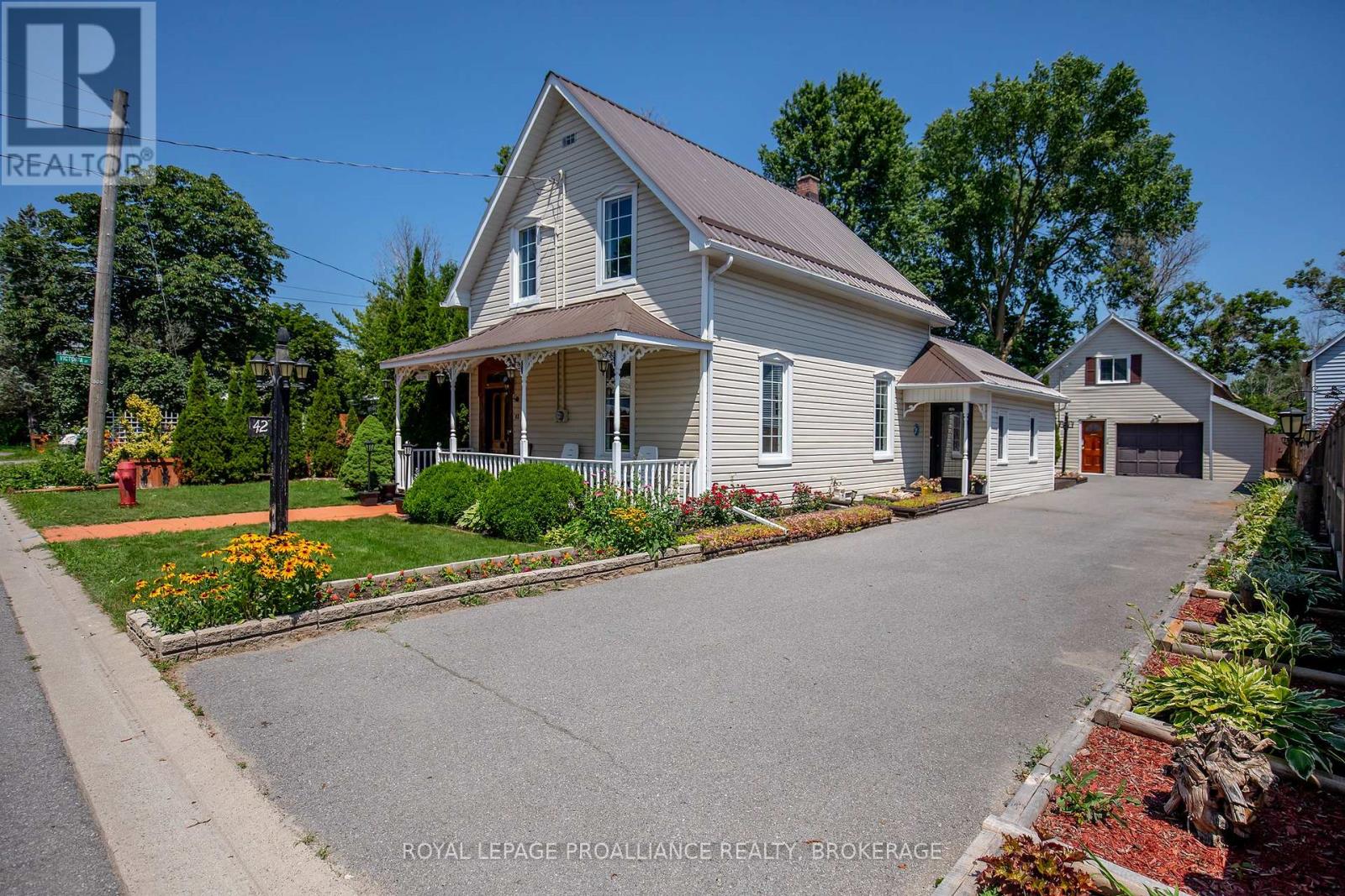 42 Factory Street, Loyalist, Ontario K0H 2H0 - Photo 2 - X13563078