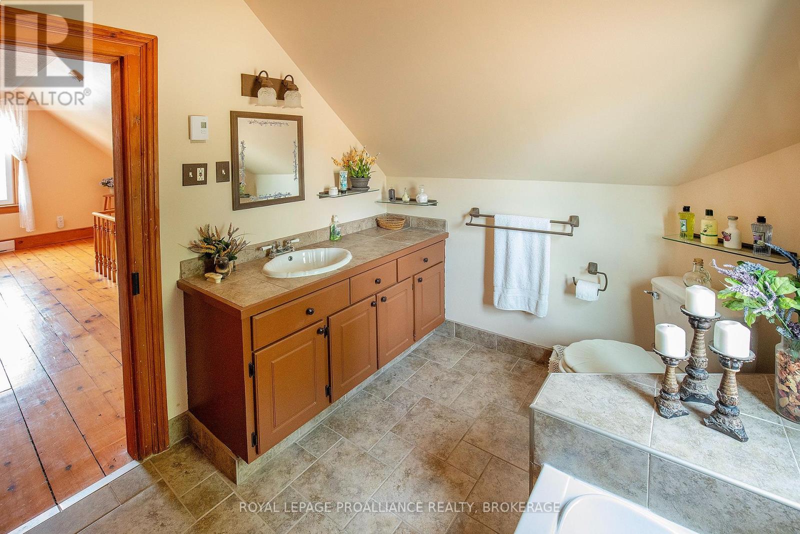 42 Factory Street, Loyalist, Ontario  K0H 2H0 - Photo 26 - X13563078