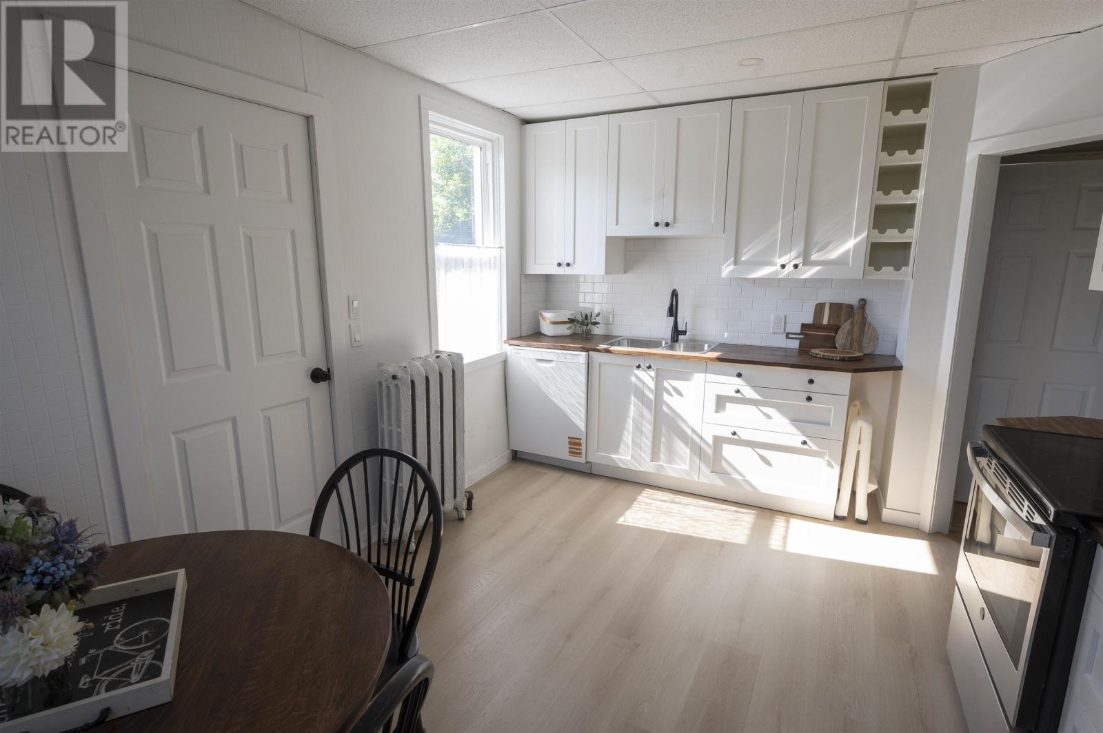 349 Norah Street North, Thunder Bay, Ontario  P7C 4H3 - Photo 12 - TB2601816