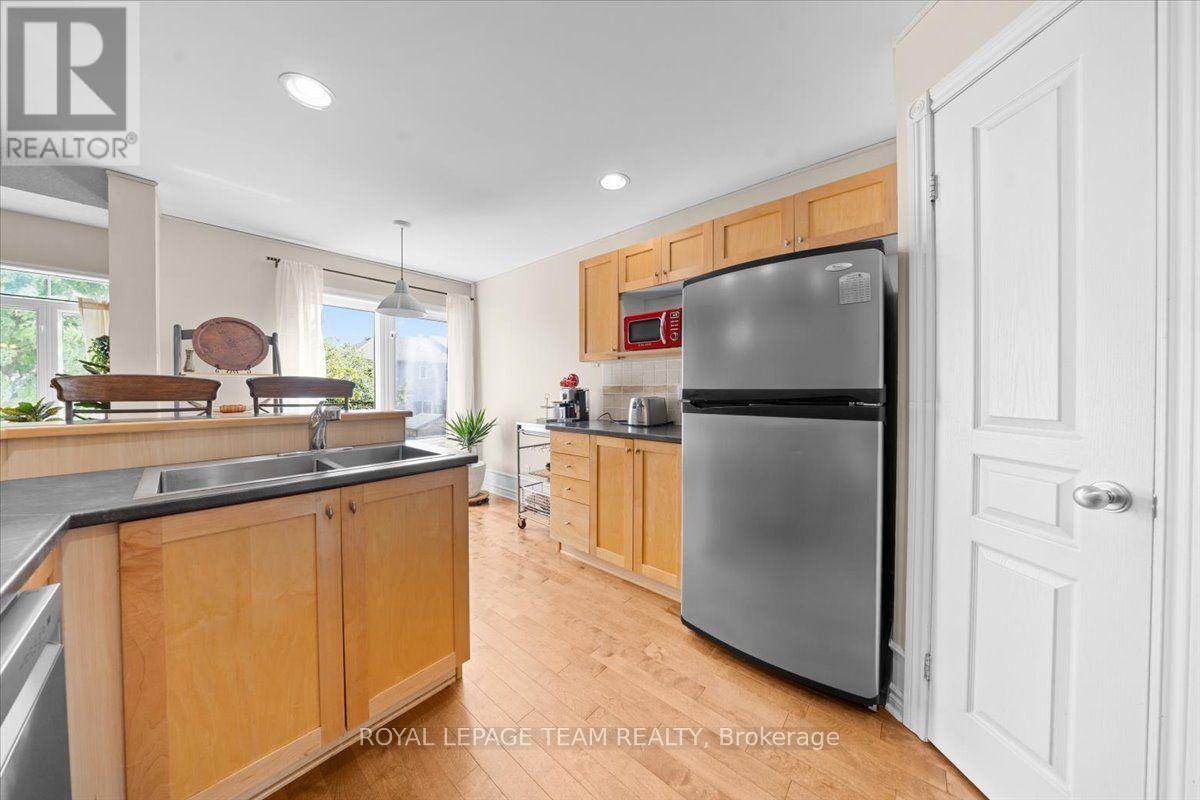 40 Saddlesmith Circle, Ottawa, Ontario  K2M 2Y9 - Photo 6 - X13563074
