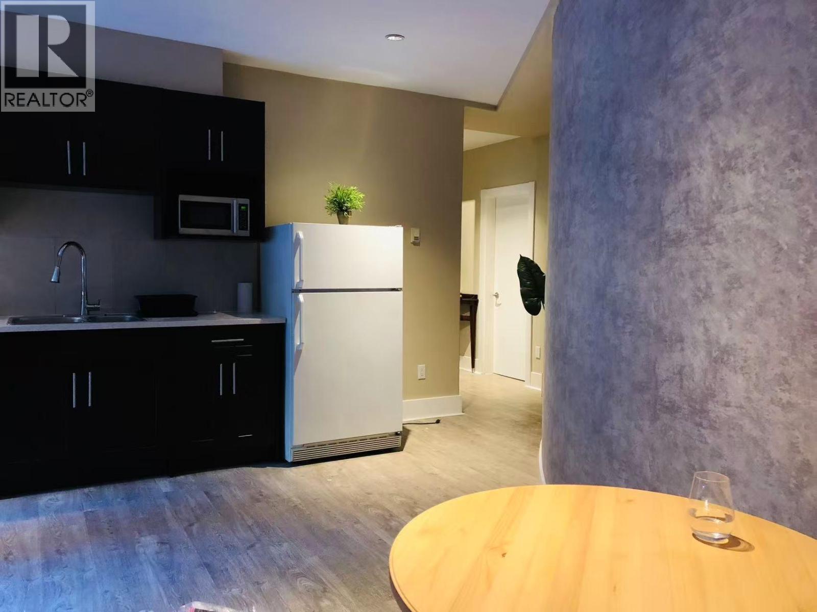 5883 Wallace Street, Vancouver, British Columbia  B6N 2A3 - Photo 4 - R3146121