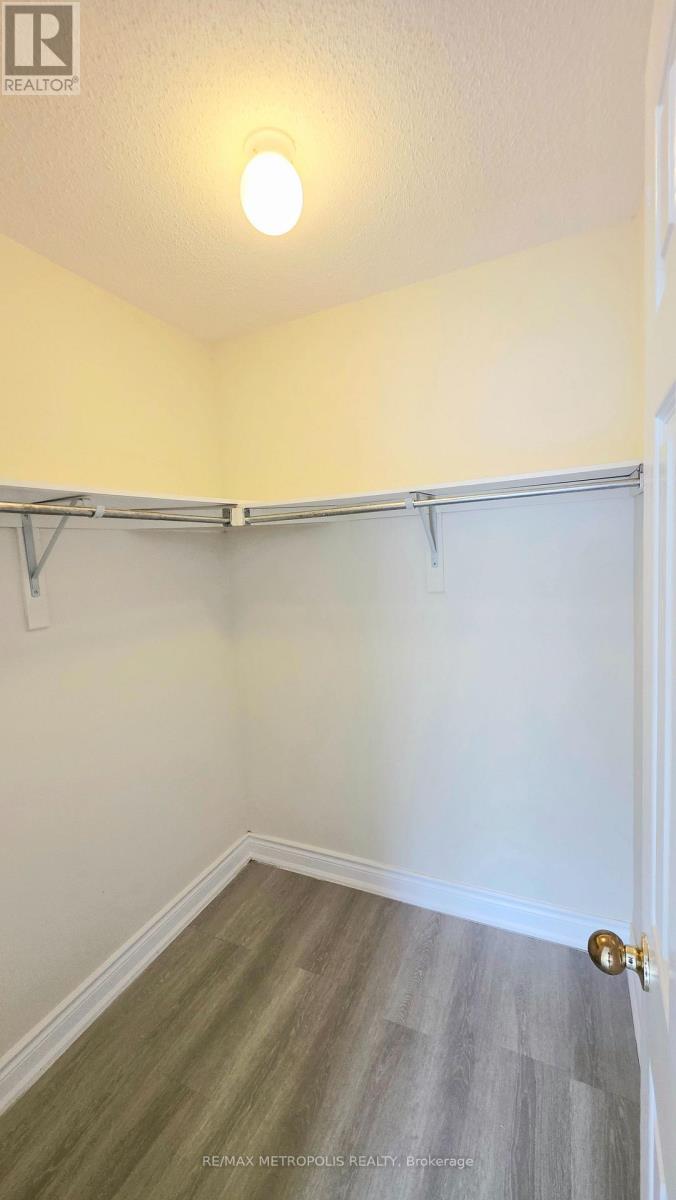 210 - 1795 Markham Road E, Toronto, Ontario M1B 2Z7 - Photo 5 - E13563082