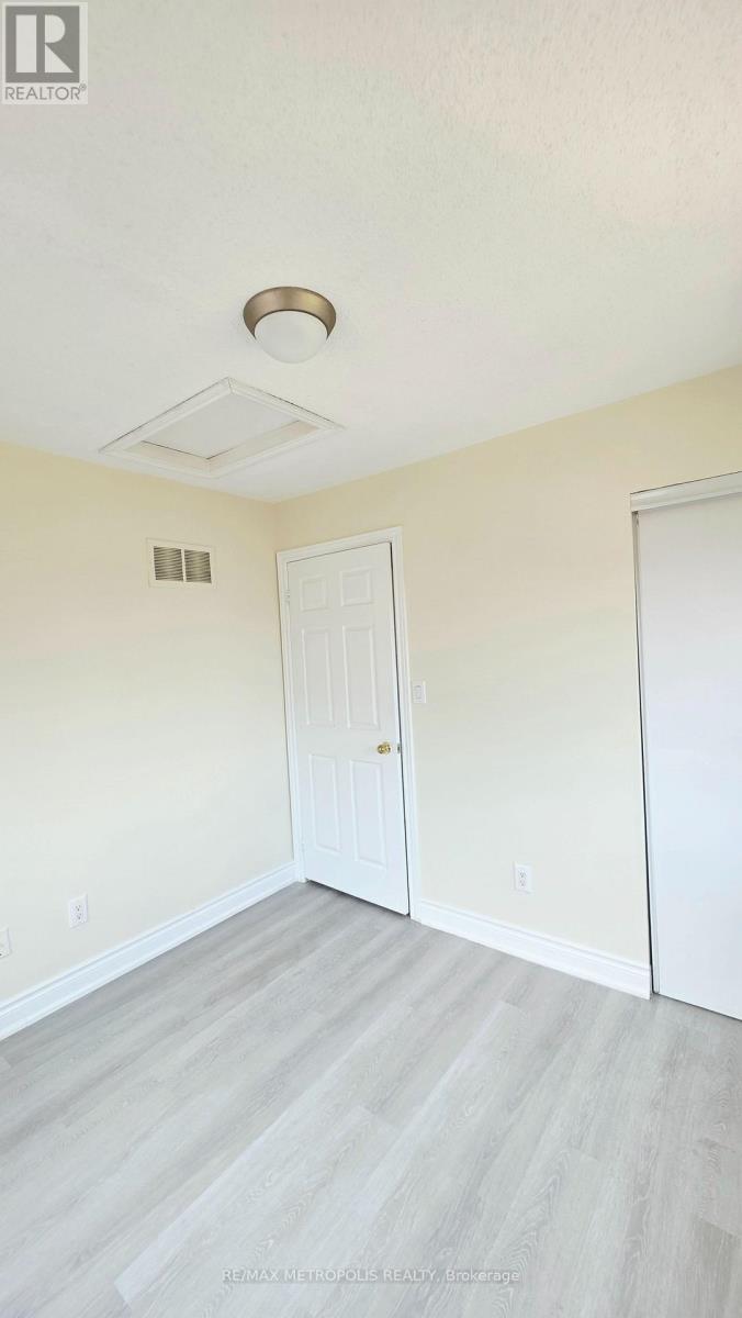 210 - 1795 Markham Road E, Toronto, Ontario M1B 2Z7 - Photo 7 - E13563082