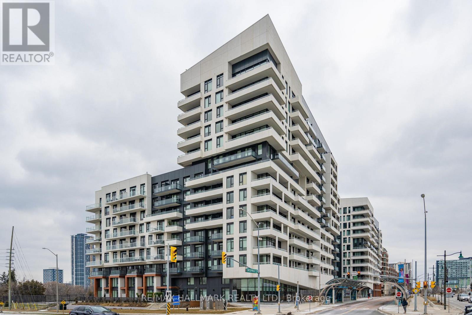 525A - 10 ROUGE VALLEY DRIVE, Markham (Unionville)
