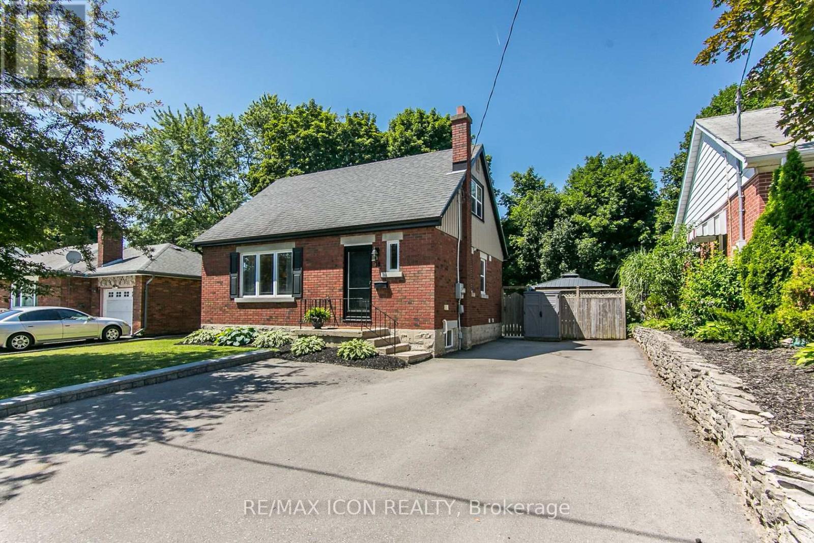 38 SCRIMGER AVENUE, Cambridge, Ontario