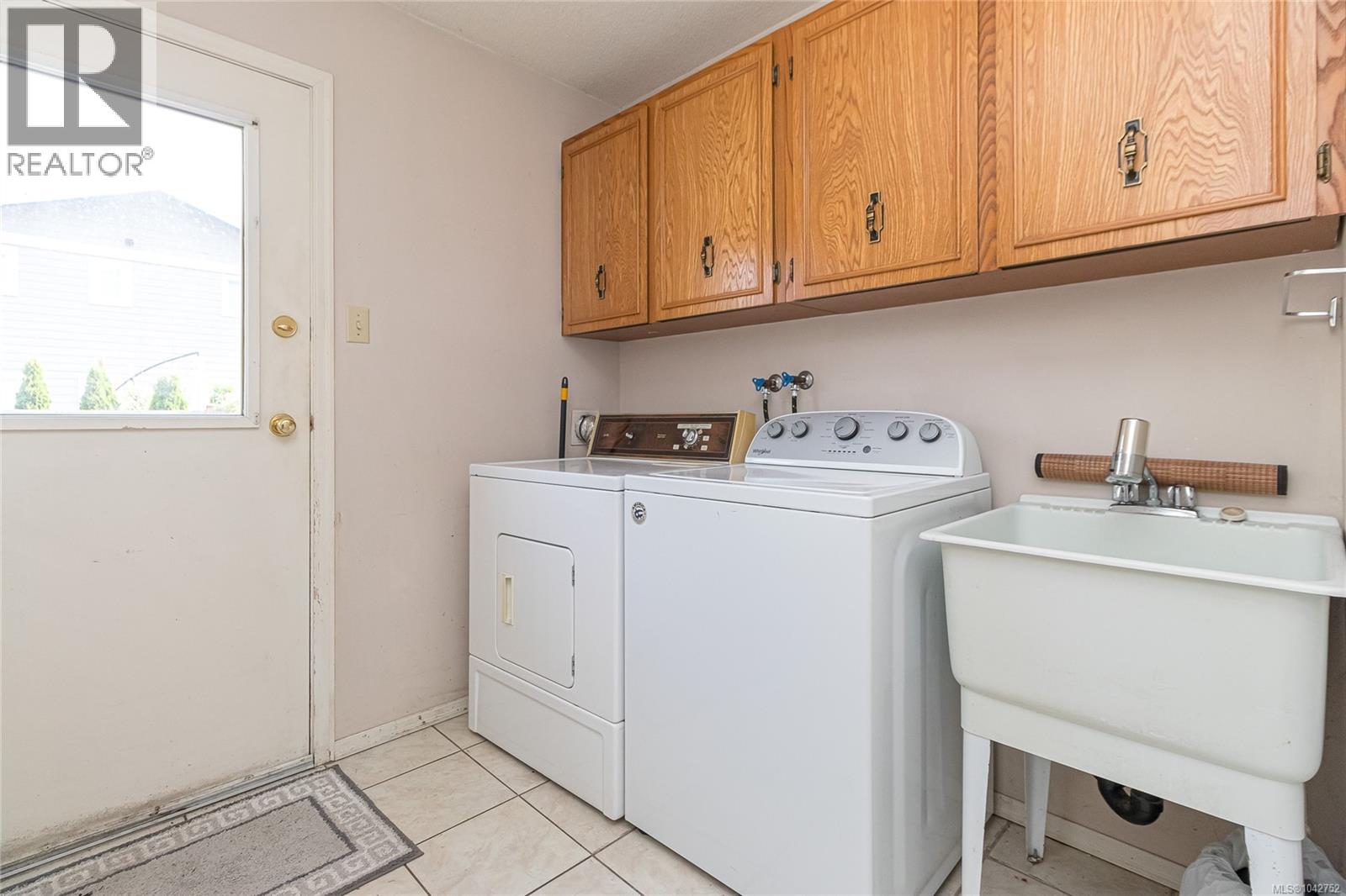 2036 Winmeadow Pl, Sidney, British Columbia  V8L 4S3 - Photo 24 - 1042752