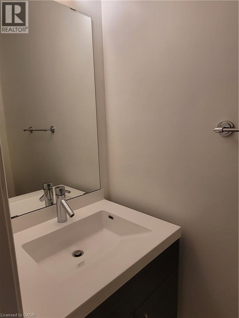 1401 Plains Road E Unit# 104, Burlington, Ontario  L7R 0C2 - Photo 13 - 40843476