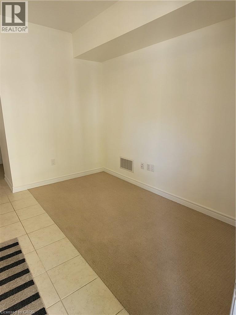 1401 Plains Road E Unit# 104, Burlington, Ontario  L7R 0C2 - Photo 4 - 40843476