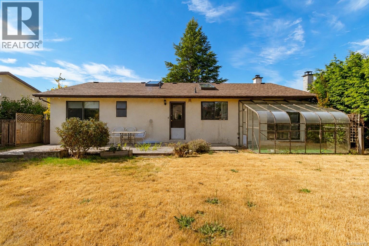 2036 Winmeadow Pl, Sidney, British Columbia  V8L 4S3 - Photo 27 - 1042752