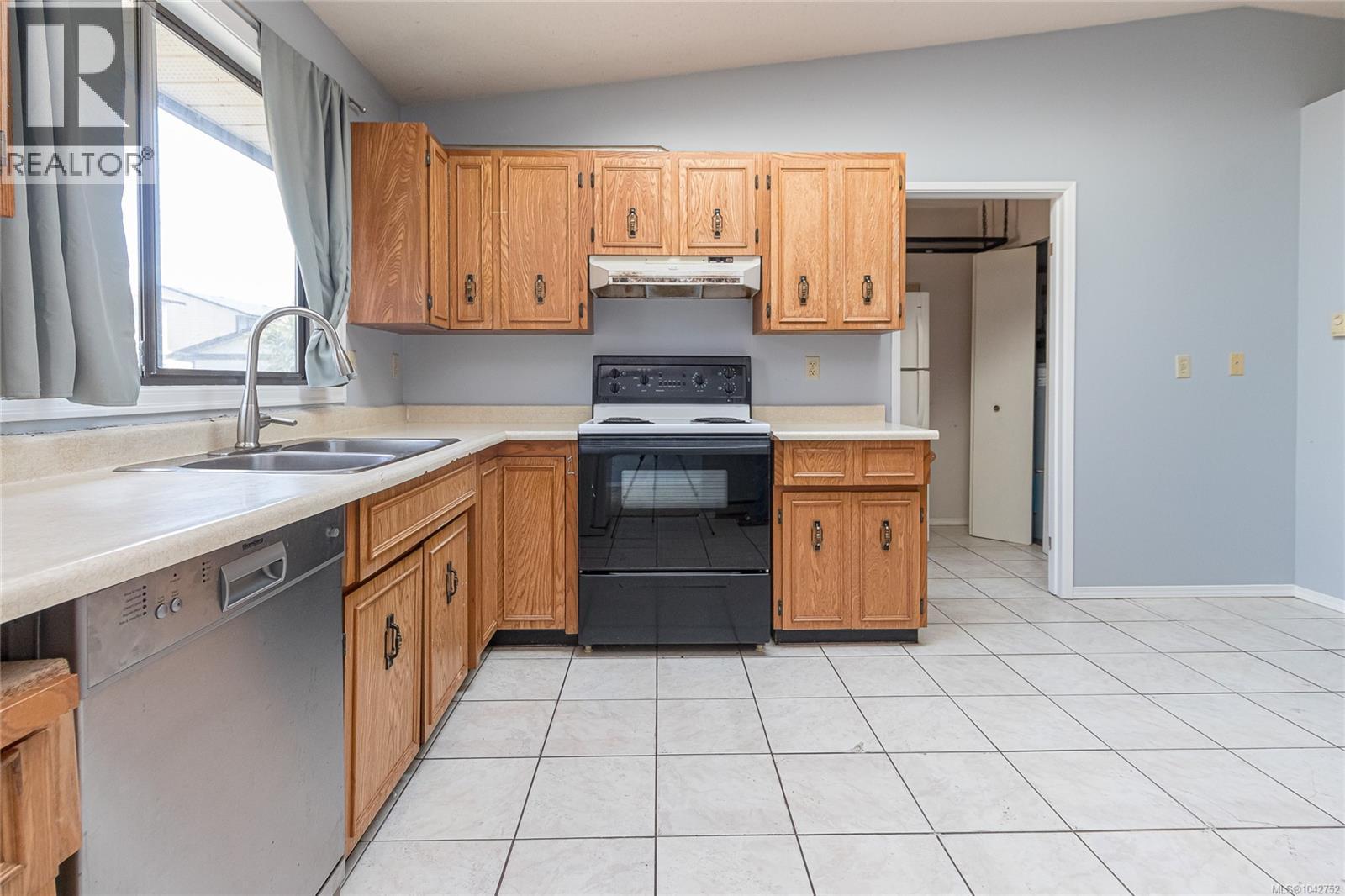2036 Winmeadow Pl, Sidney, British Columbia  V8L 4S3 - Photo 12 - 1042752