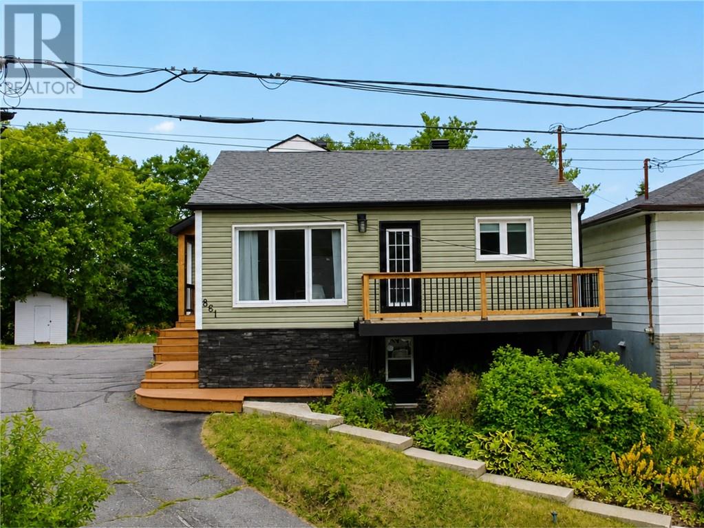 861 Lonsdale Avenue, Sudbury, Ontario  P3B 1K2 - Photo 2 - 2129179