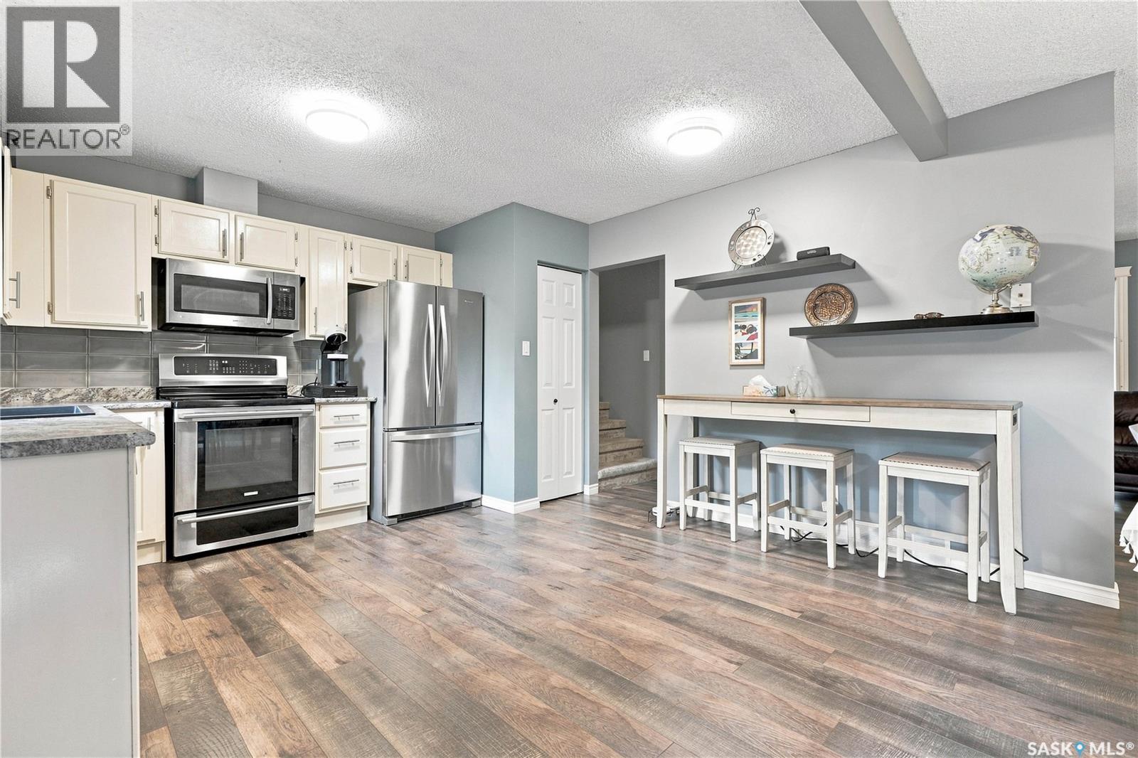 242 Candle Crescent, Saskatoon, Saskatchewan  S7K 5A4 - Photo 11 - SK042550