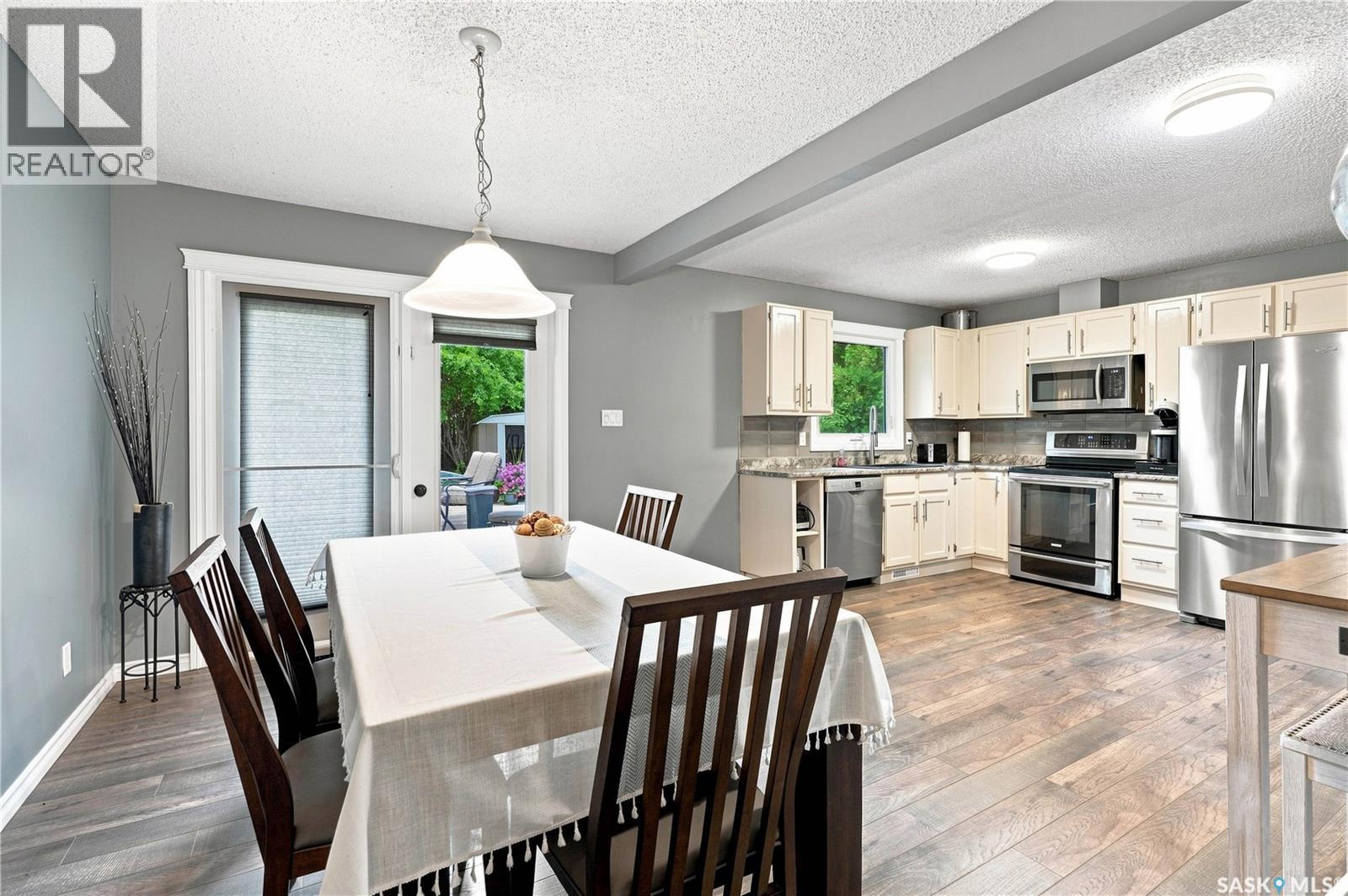 242 Candle Crescent, Saskatoon, Saskatchewan  S7K 5A4 - Photo 14 - SK042550