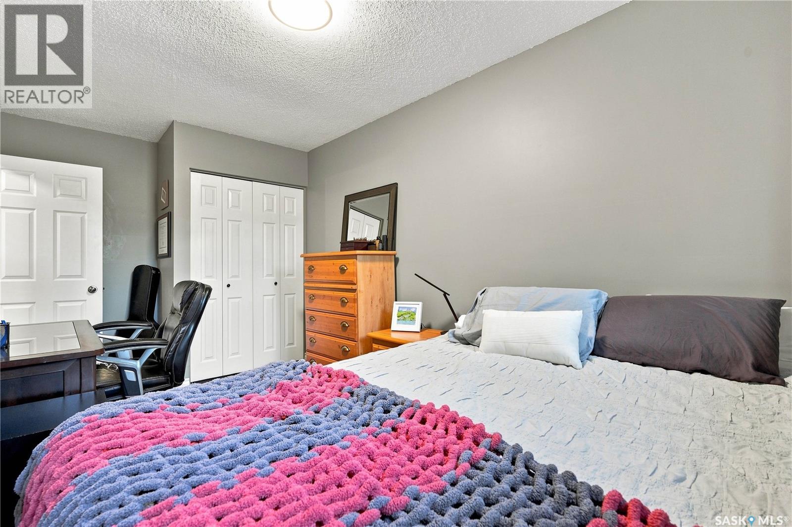 242 Candle Crescent, Saskatoon, Saskatchewan  S7K 5A4 - Photo 20 - SK042550