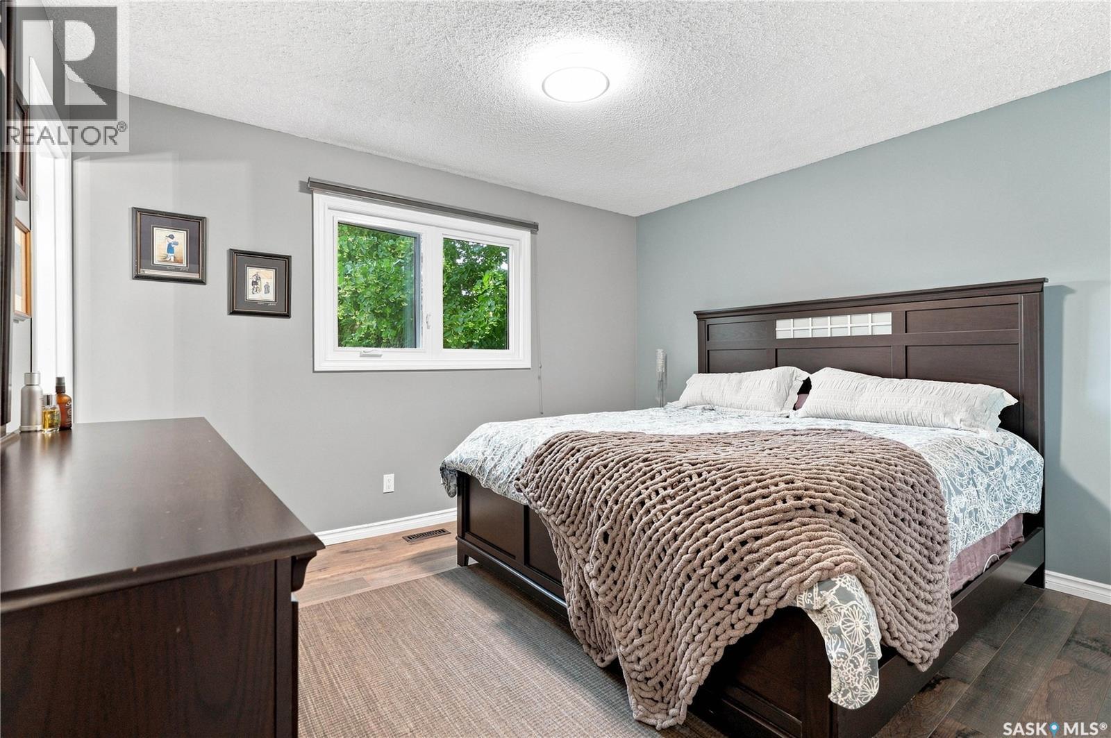 242 Candle Crescent, Saskatoon, Saskatchewan  S7K 5A4 - Photo 24 - SK042550