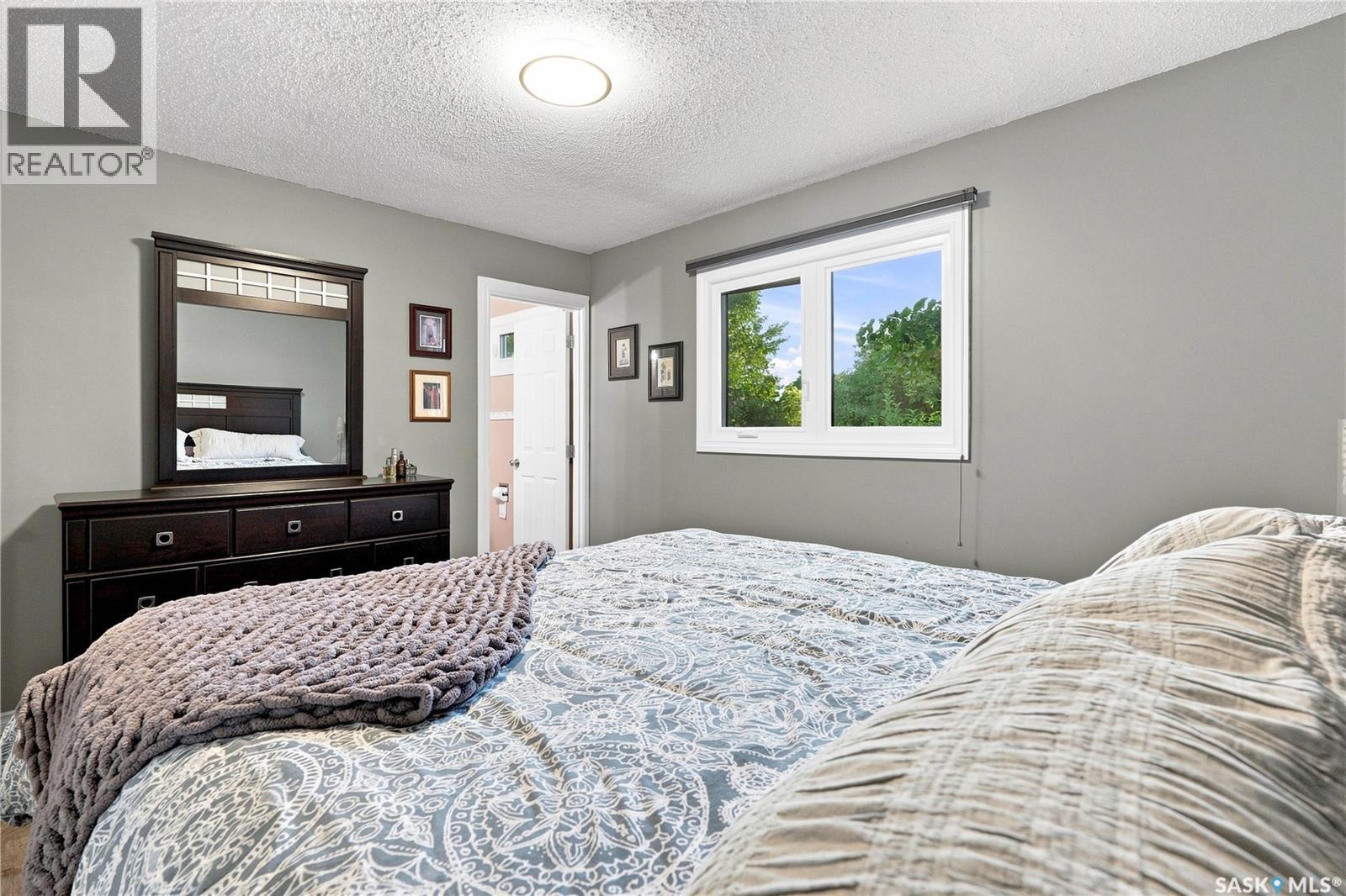 242 Candle Crescent, Saskatoon, Saskatchewan  S7K 5A4 - Photo 25 - SK042550